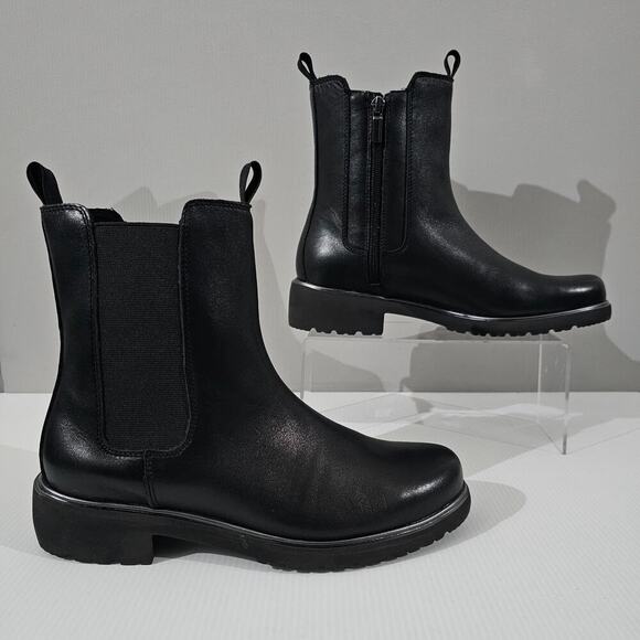 NEW Munro Heath Ankle Bootie Womens 8.5 Black Leather Water Resistant Chelsea - Picture 3 of 13